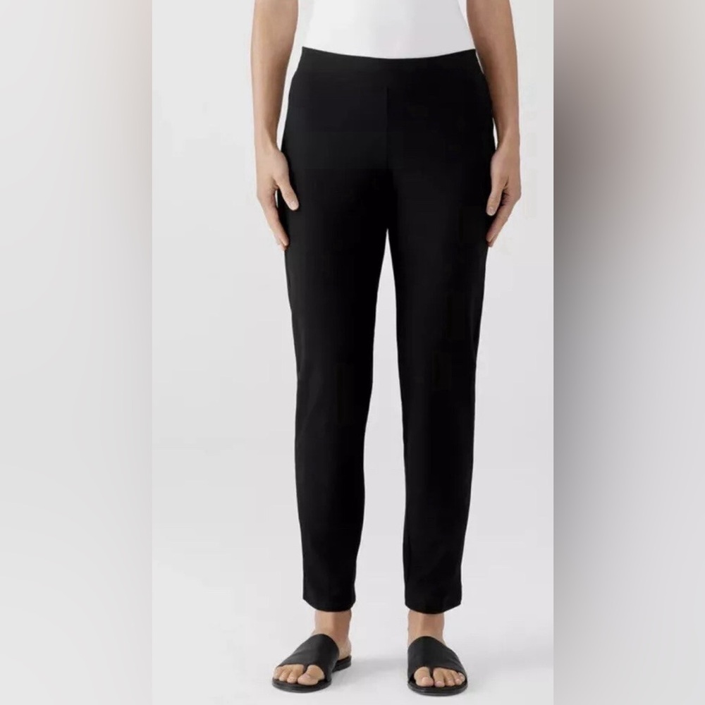 Eileen Fisher Stretchable Pants in Black. Size S